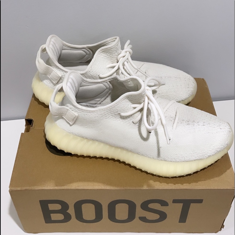 Yeezy Boost 350 V2 - Picture 3 of 5